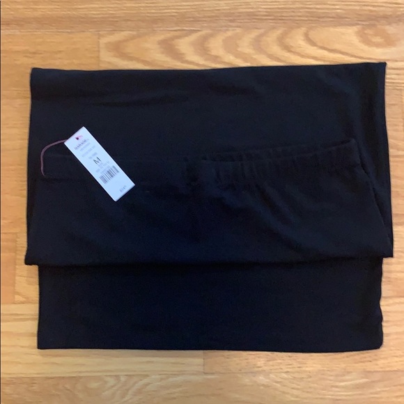 Sleek Pencil Skirt by Garage - Picture 3 of 7